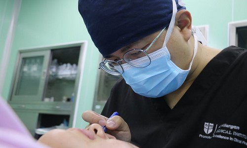 济南双眼皮手术能改善外眼角下垂吗？