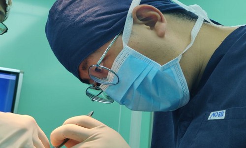 双眼皮手术能终结肿眼泡吗？
